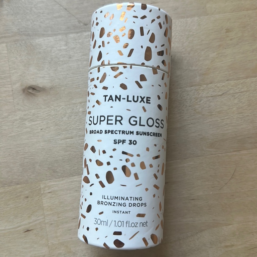 Tan luxe - Super Gloss - New in box